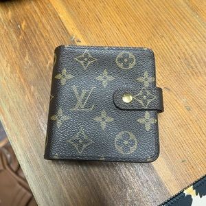 Louis Vuitton Wallet